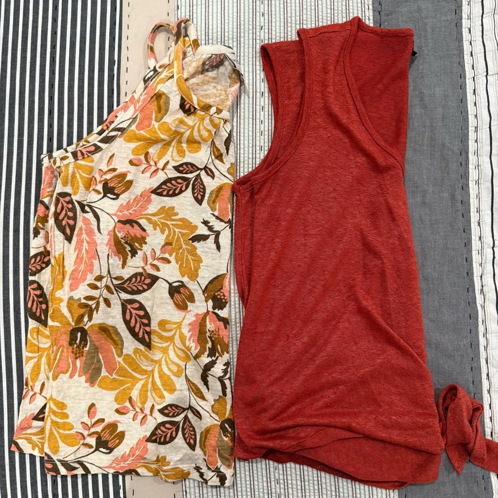 🛍️ 2 Floral and Terra Sleeveless Tops